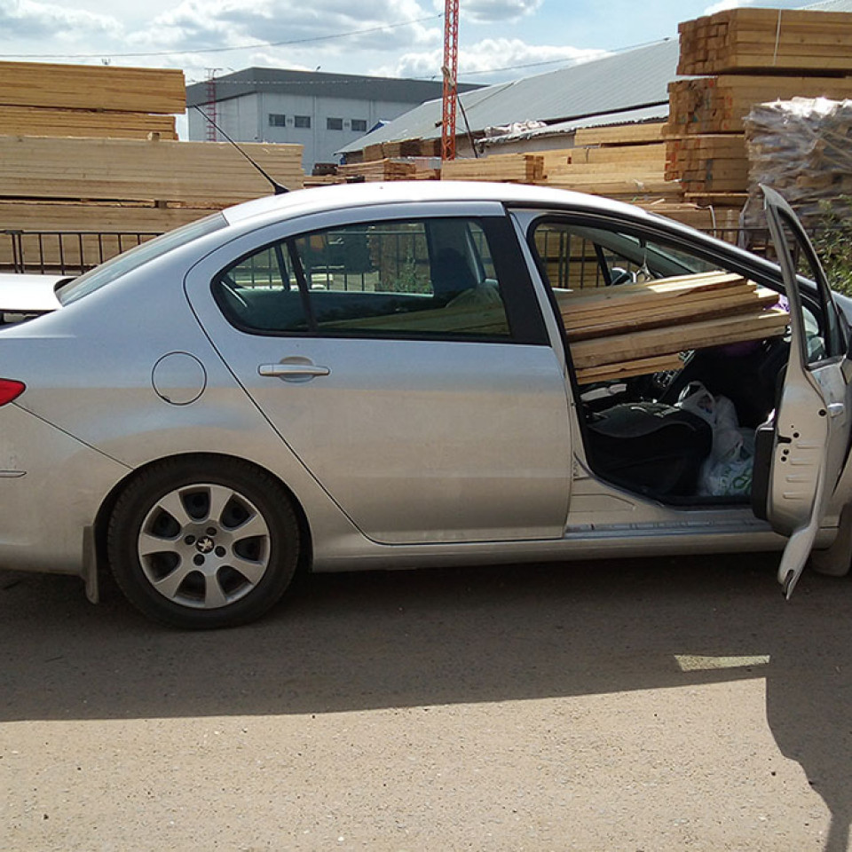 Доставка стройматериалов на легковой машине