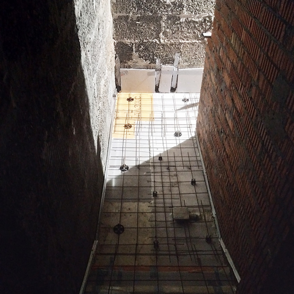 Устройство утепленного пола с трапом в кладовой