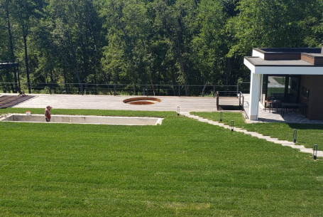 Строительство бани в современном стиле с плоской крышей