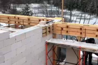 Строительство дома на берегу притока Истринского вдхр.